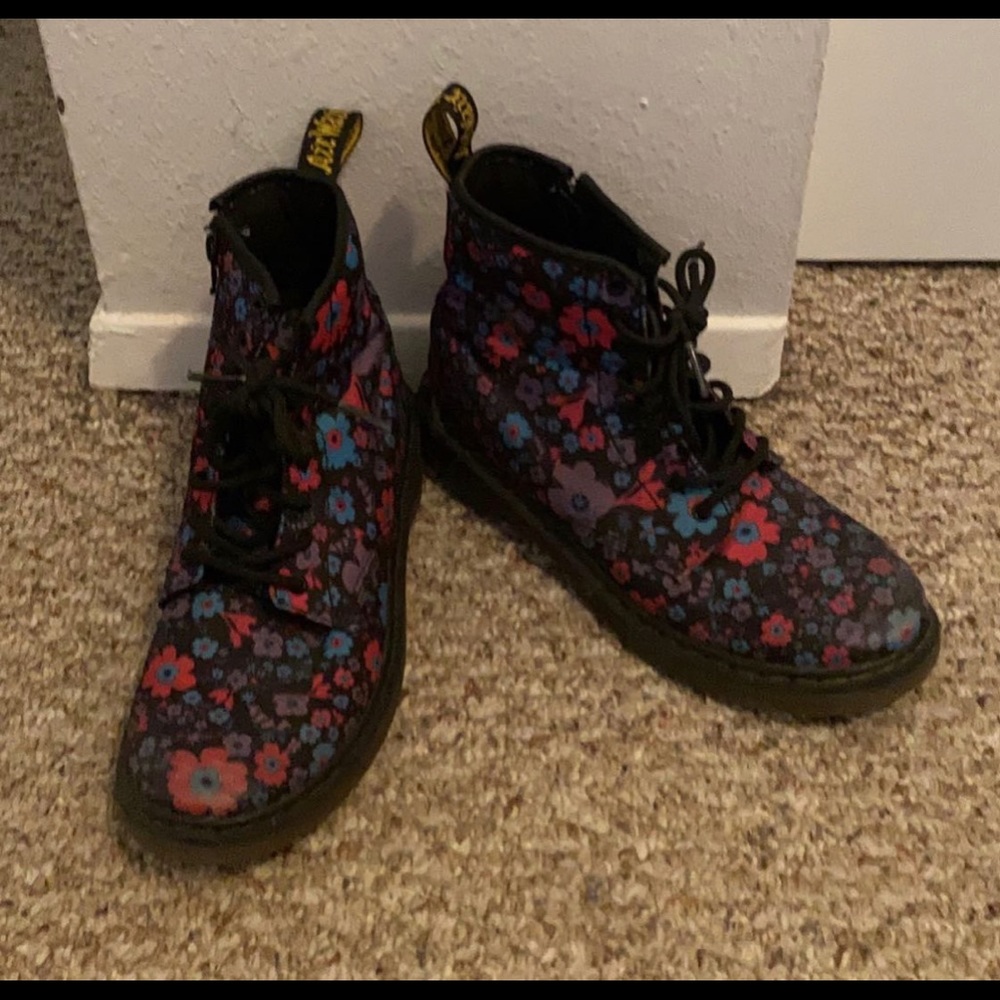 Flowery Dr. Martens